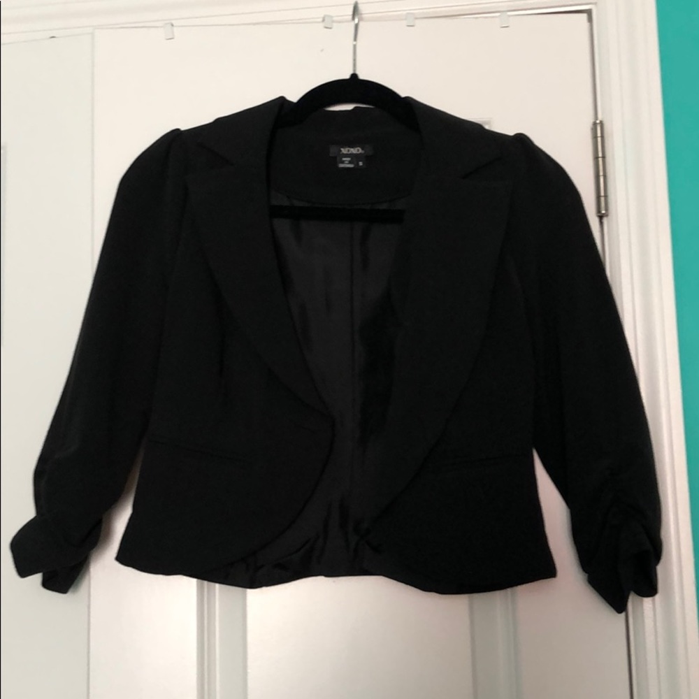 Crop Black Blazer 🖤